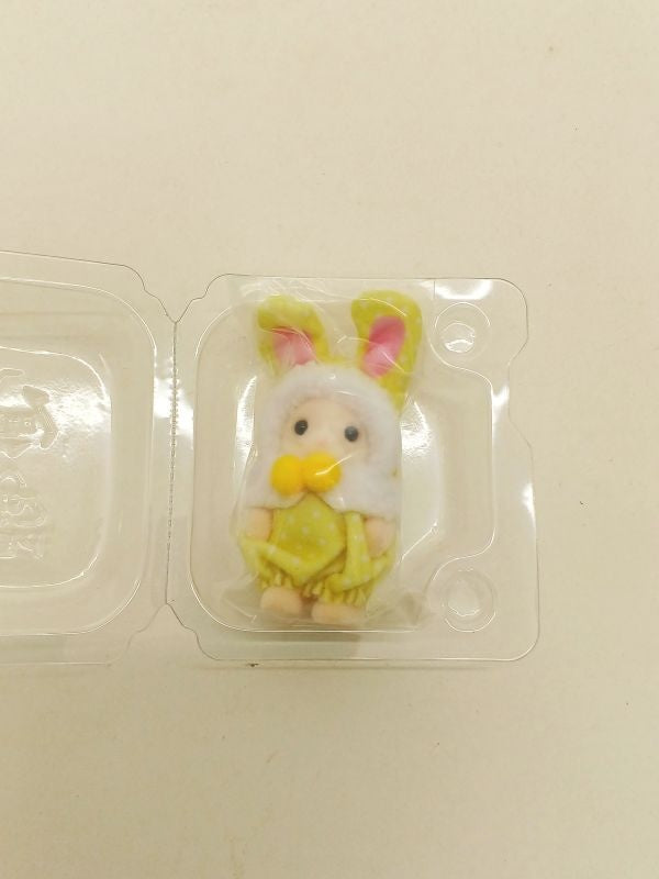 シルバニアファミリー 赤ちゃんカラフルウサギコスチューム マーガレットウサギの赤ちゃん(ルチアナ)